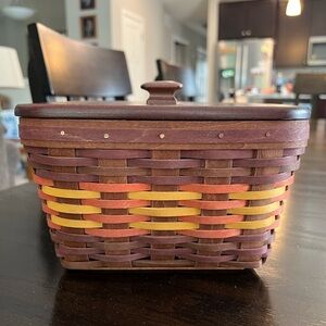 Longaberger fall basket with lid & protecter